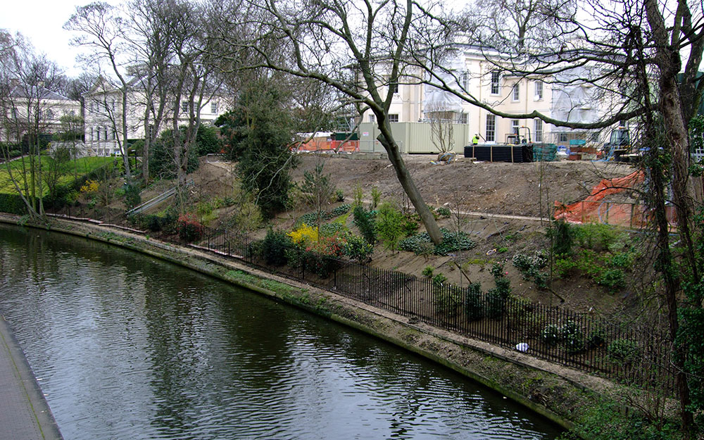 Landscape design at Hanover Lodge London